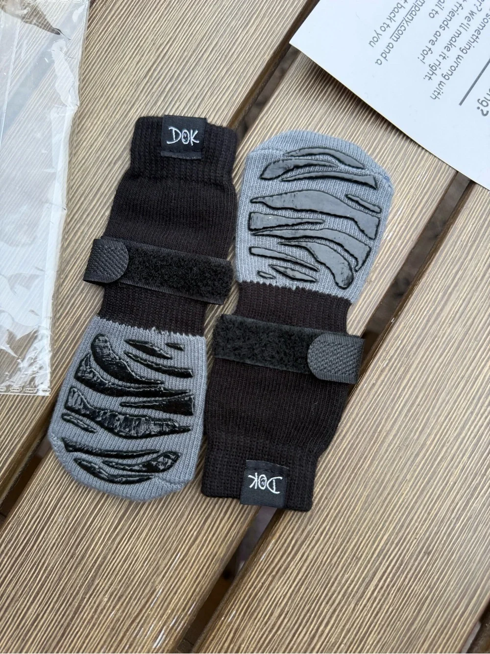 DOK Dog Socks Non Slip Senior Dog Grip Socks Adjustable Pet Booties Set
